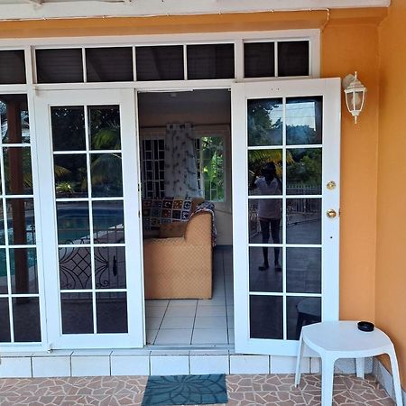 Chaudhry Holiday House Montego Bay Extérieur photo